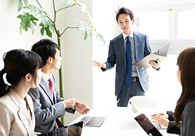 �@�l�E��w�������C����