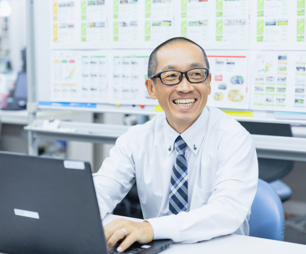 三澤さん業務中