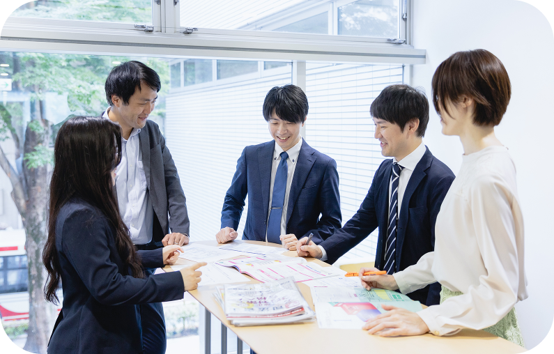 東京リーガルマインドの社員5名でのミーティング